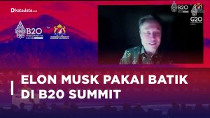 Elon Musk Pakai Batik di B20 Summit