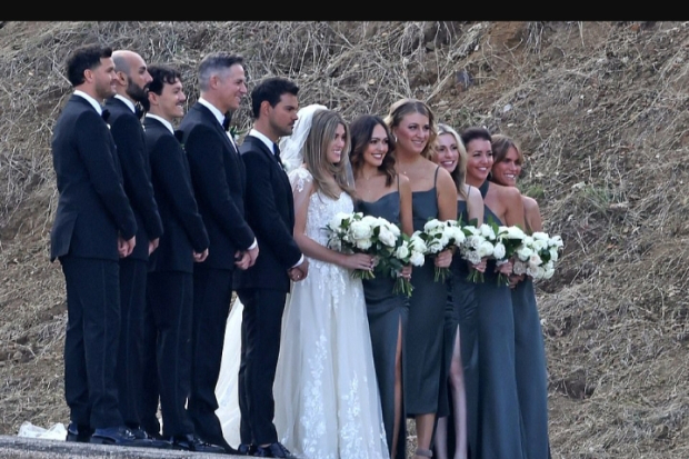 Pernikahan Taylor Lautner dan Taylor Dome