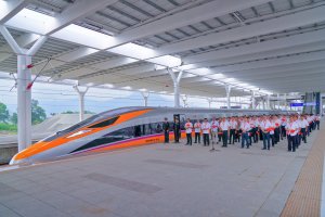 UJI COBA BERJALAN LANCAR, KAI BERKOMITMEN SELESAIKAN PROYEK KCJB DENGAN GCG