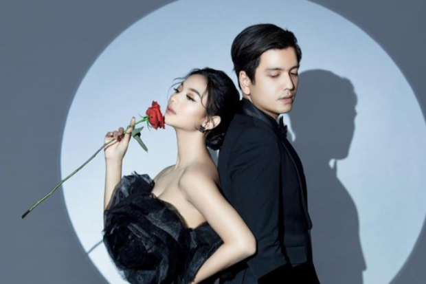 Glenca Chysara dan Rendi Jhon