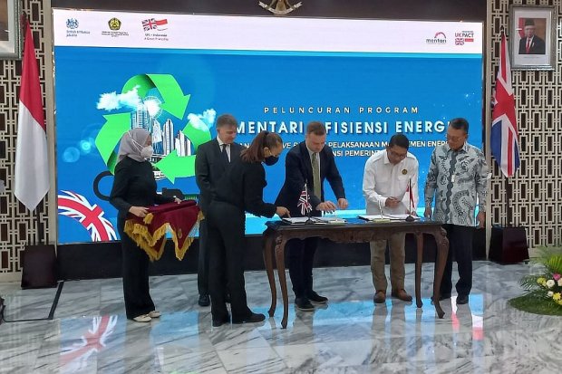 Peluncuran Program Mentari Efisiensi Energi Inggris-Indonesia