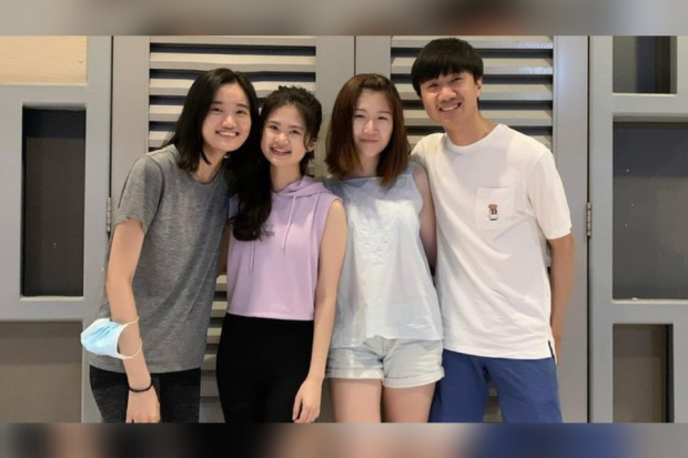 Felicia Tissue dan keluarga