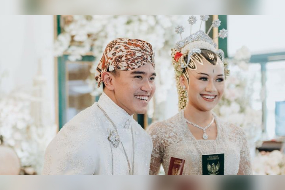 Kaesang Pangarep dan Erina Gudono menikah