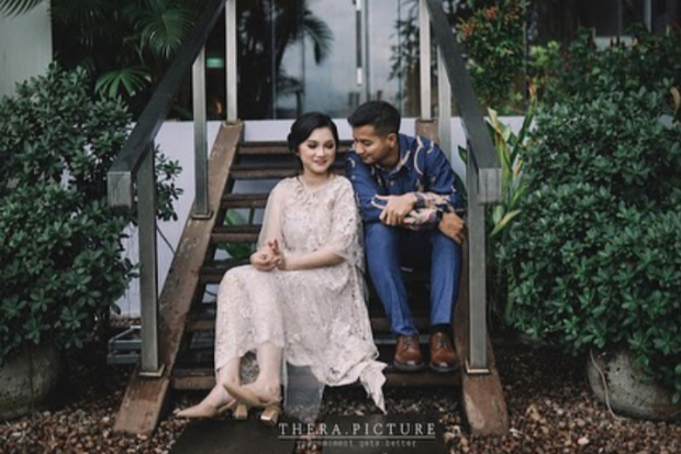 Pertunangan Rendy Kusdiana dan Anna