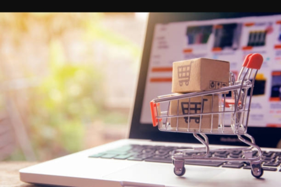 e-commmerce, produk bajakan, amerika, pasar mangga dua,