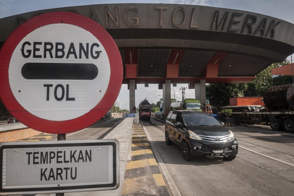 Mayoritas Kendaraan Tinggalkan Jabotabek Menuju Trans Jawa dan Bandung