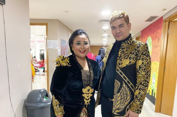 Indra Bekti dan Endah Laras