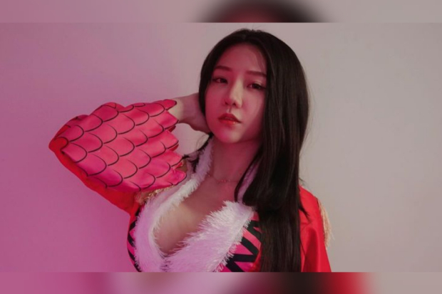 Jena Dammaya cosplay Boa Hancock