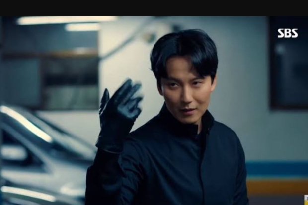 Kim Nam Gil di The Fiery Priest
