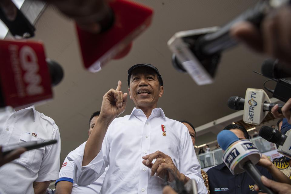 Jokowi Sentil Saham Gorengan hingga Orang Terkaya Asia Gautam Adani