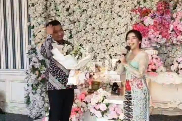 Momen Pertunangan Fay Nabila dan Rama Restu