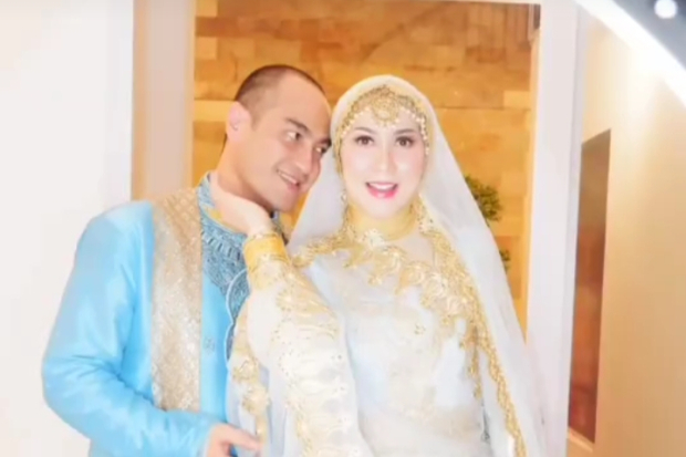 Ferry Irawan dan Venna Melinda