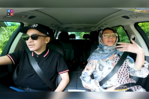Ruben Onsu dan Bunda Corla kunjungi makam Olga Syahputra