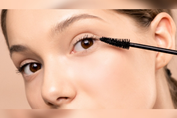 Cara memanjangkan bulu mata