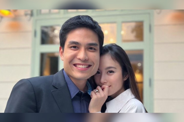 Nong Poy dan Oak Phakwa Hongyok