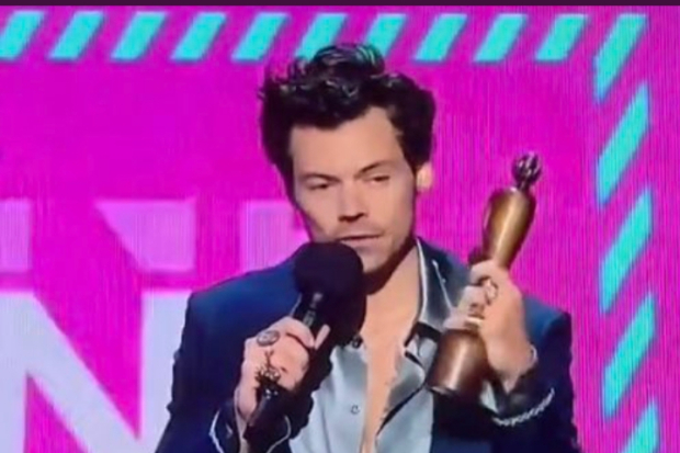 Harry Styles di BRIT Awards 2023