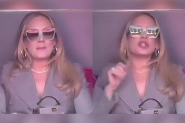 Adele menonton penampilan Rihanna di Super Bowl 2023