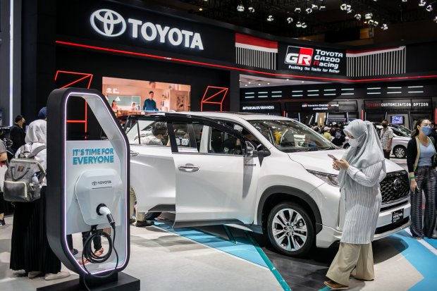 Teknologi Green Economy Toyota Diganjar Katadata Award