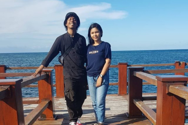 Raim Laode dan Komang Ade Widiandari