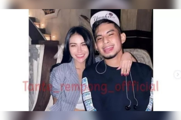 Okin alias Niko Al Hakim bersama Eka Mayasari