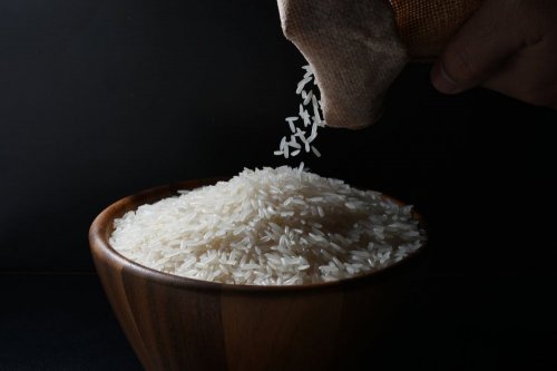 Telaah ilustrasi beras, harga beras