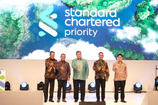 Standard Chartered menaruh perhatian besar pada green economy dan blue economy.
