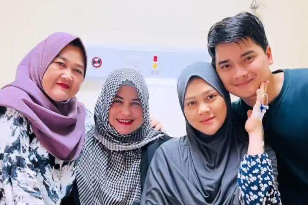 Alvin Faiz, Umi Yuni dan Henny Rahman