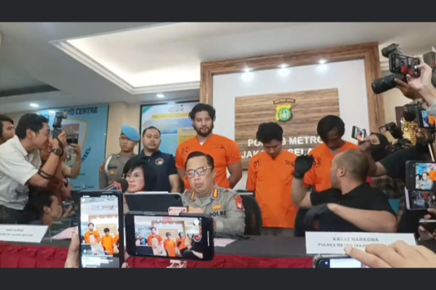 Ammar Zoni di Polres Metro Jakarta Selatan