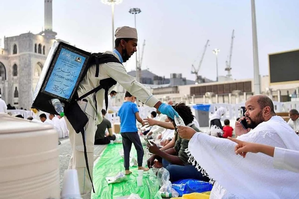 Tutorial Doa Minum Air Zam Zam Untuk Umat Islam 