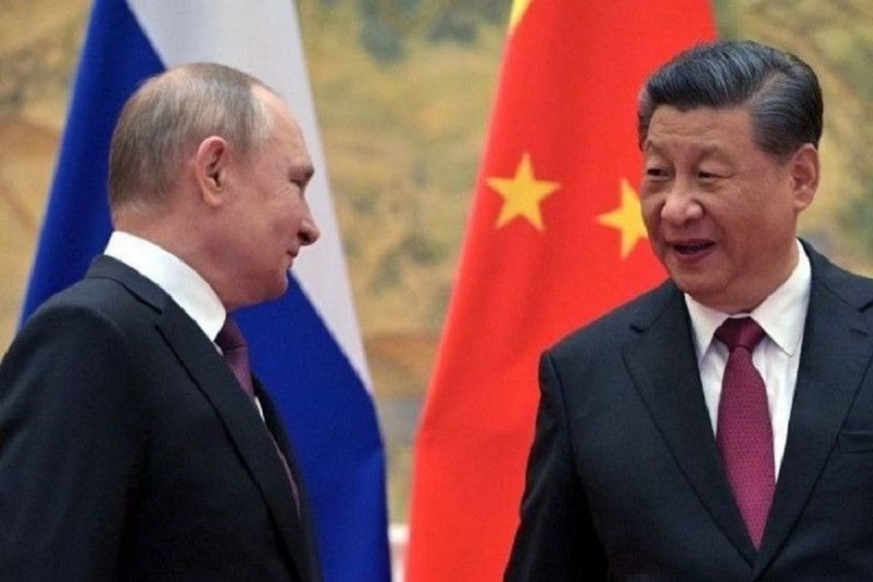 Presiden Rusia Vladimir Putin bertemu dengan Presiden Cina Xi Jinping. Foto: Antara.