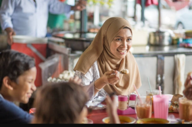 Ilustrasi Buka Puasa