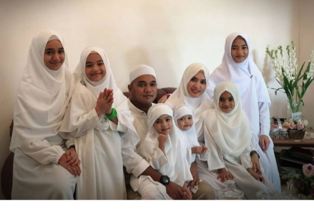 Keluarga Nabila Indonesian Idol