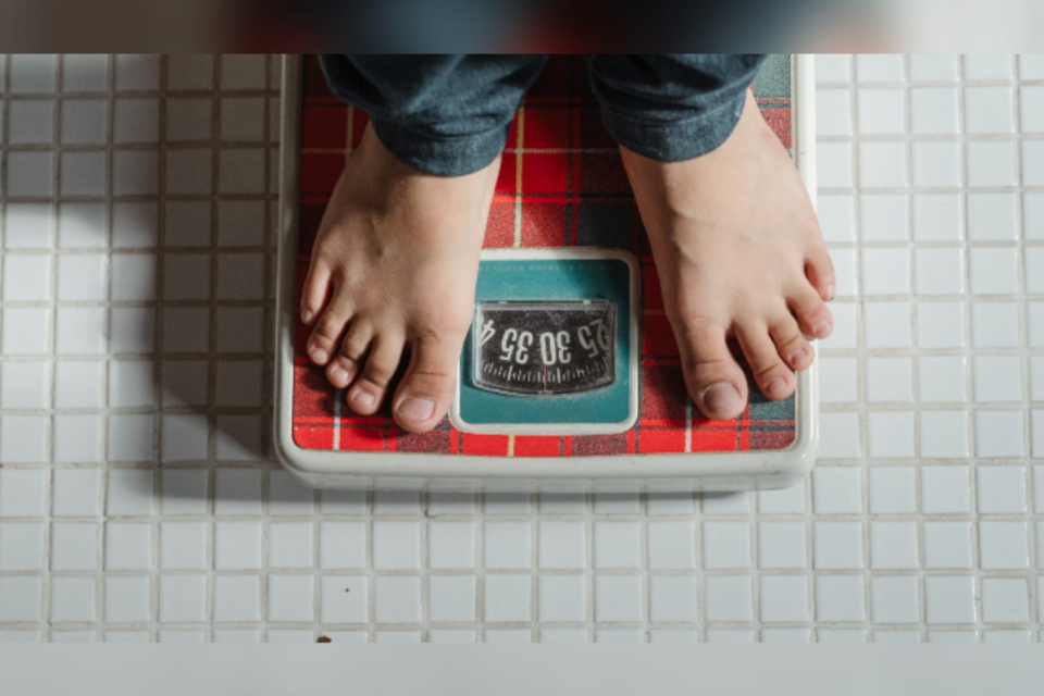 Tips menurunkan berat badan saat puasa