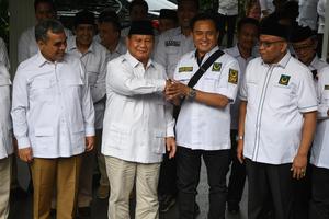 PERTEMUAN GERINDRA DAN PBB