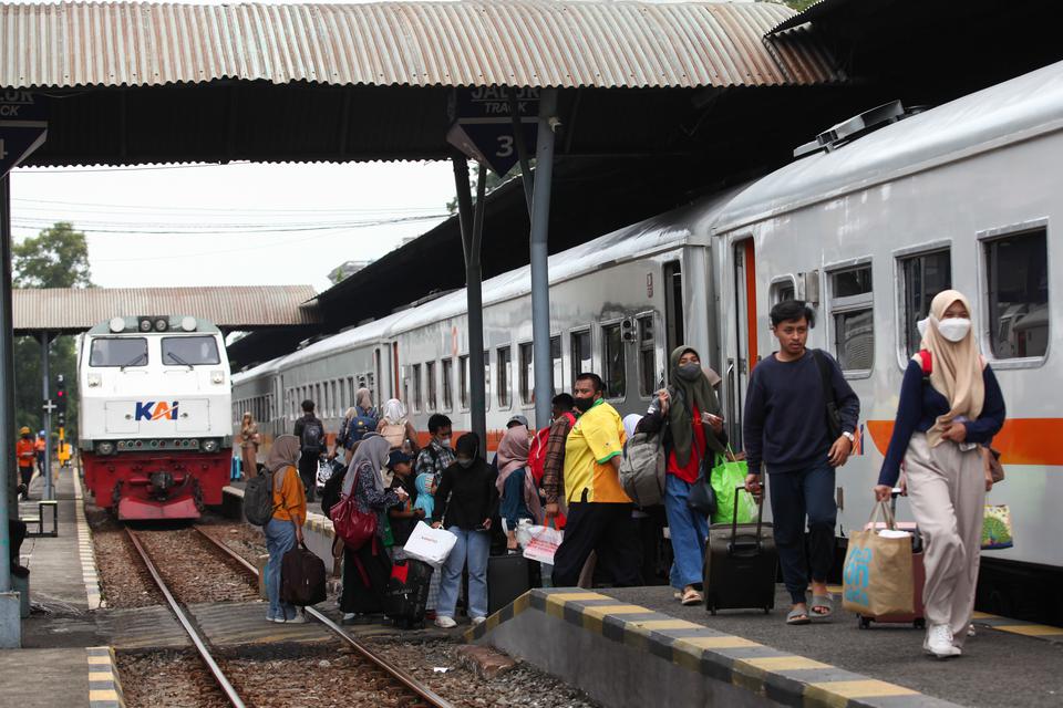 PT Kereta Api Indonesia (KAI) menghadirkan program Ramadan Festive 2024.