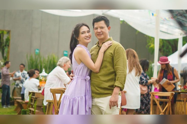 Shandy Aulia gugat cerai David Herbowo