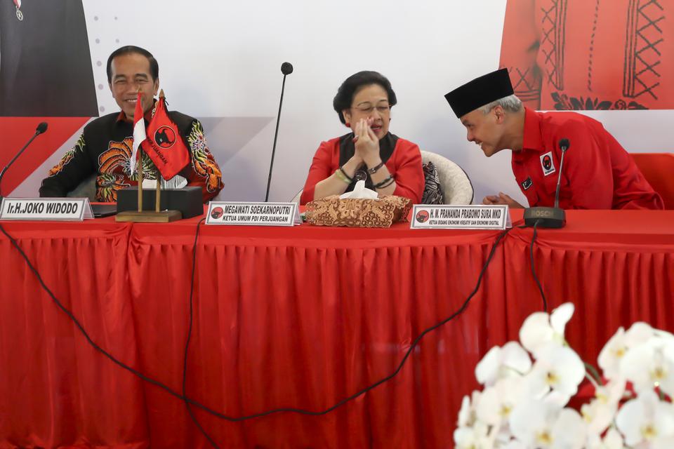 jokowi, megawati, ganjar, pdip