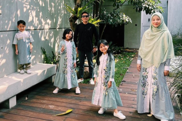 Keluarga Natasha Rizky dan Desta