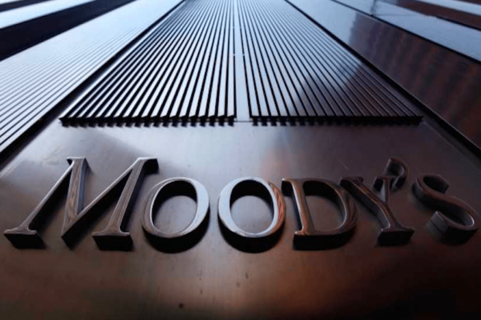 Moody's Turunkan Peringkat 11 Bank Usai Kejatuhan SVB