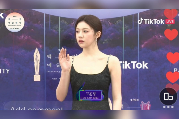 Go Youn Jung di Baeksang Arts Awards 2023