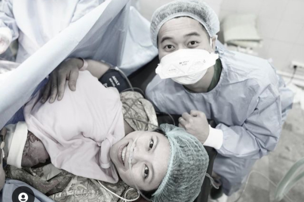 Greysia Polii Melahirkan Anak Pertama