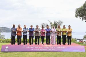 ASEAN Coordinating Council Meeting KTT ASEAN