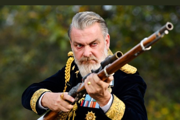 Ray Stevenson di Film RRR