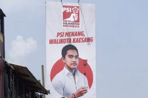 Baliho kaesang maju di Pilkada Depok 2024