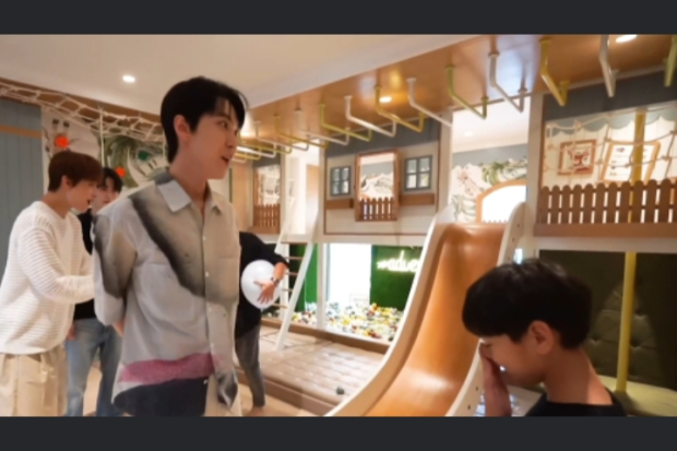 NCT Dojaejung saat di Kids Room