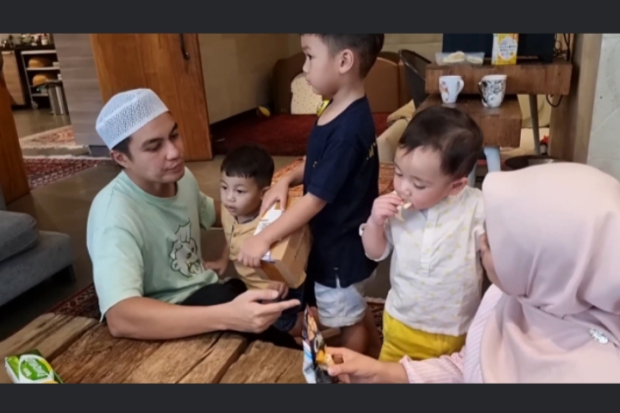 Rayyanza Saat di Rumah Baim Wong