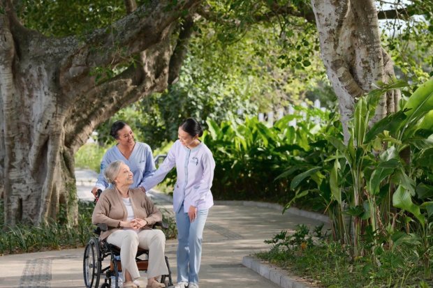 IHC memang berkomitmen membangun layanan kesehatan rumah sakit bertaraf internasional bernama Bali International Hospital (BIH) di Kawasan Ekonomi Khusus (KEK) Kesehatan, Sanur, Bali.