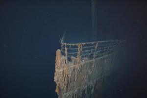 Ekspedisi kapal selam OceanGate Expeditions saat mengunjungi reruntuhan Titanic. 