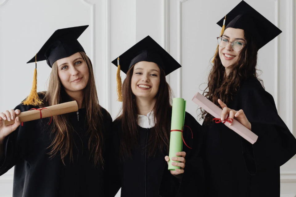 Ucapan Selamat Lulus Sekolah