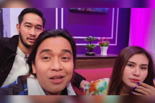 Syahnaz Sadiqah dan Billy Syahputra